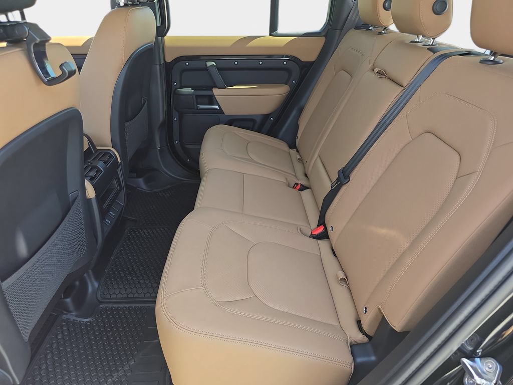New 2026 Land Rover Defender 110 S AWD/4WD image 14