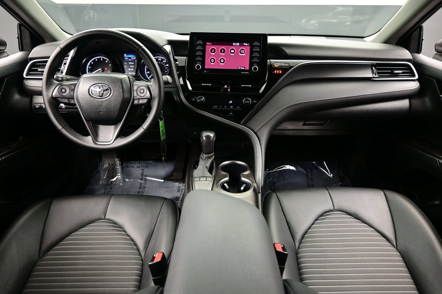 Used 2024 Toyota Camry SE FWD image 17
