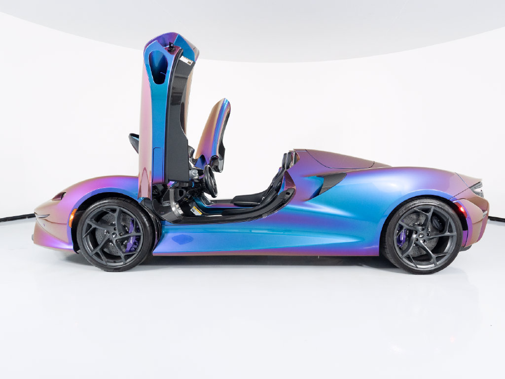 Used 2021 McLaren Elva RWD image 11