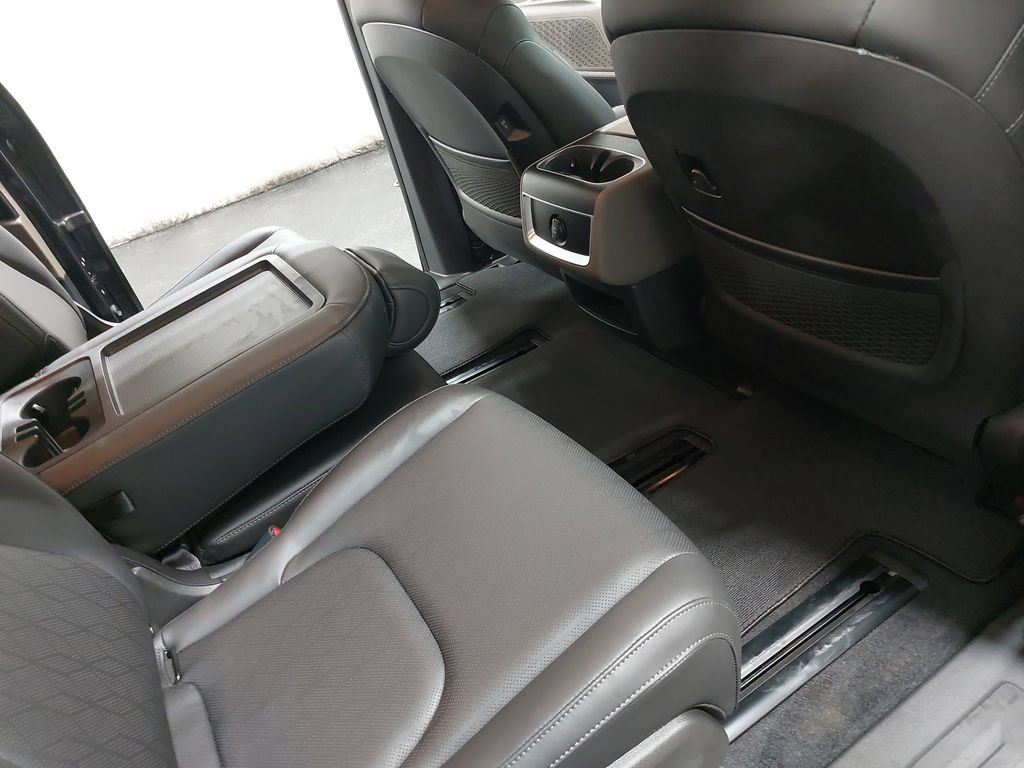 New 2026 Kia Carnival FWD image 11