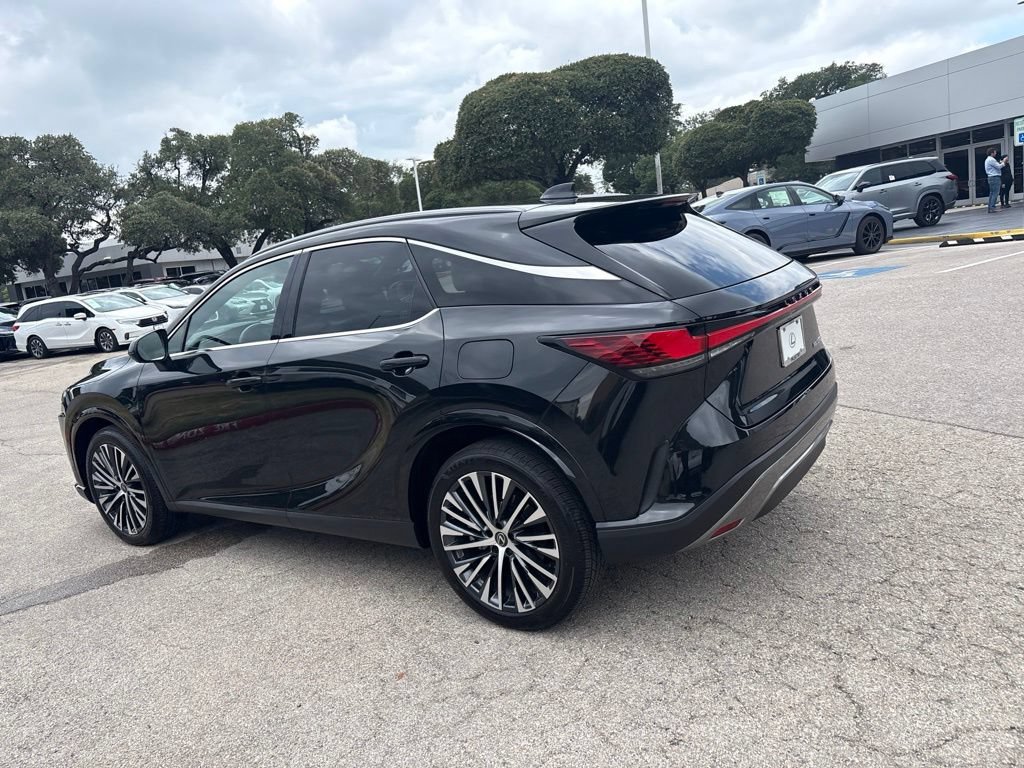 Certified 2026 Lexus RX 350 Premium Plus w/ Accessory Package (Z1) FWD image 3