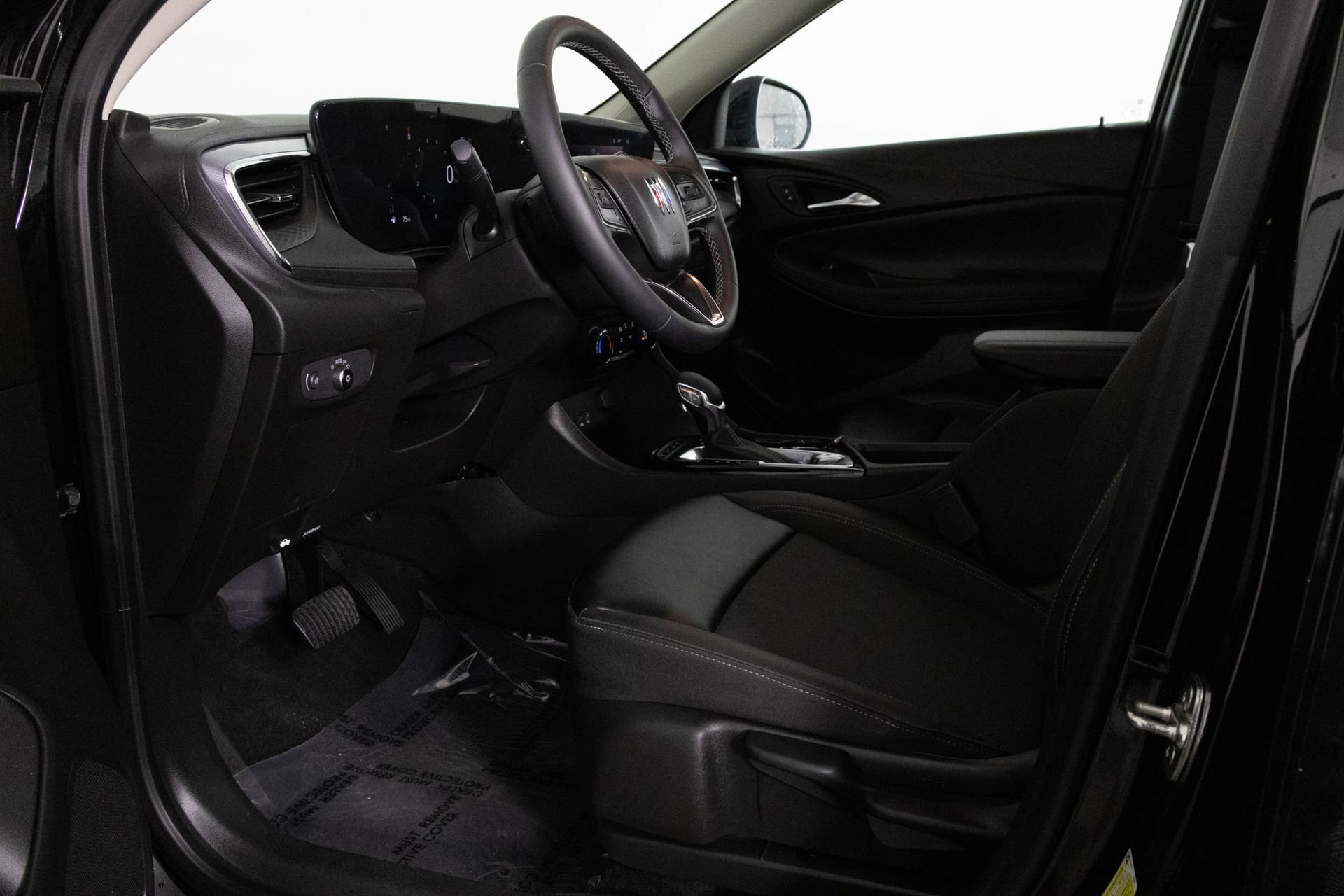 Used 2025 Buick Encore GX Preferred image 19