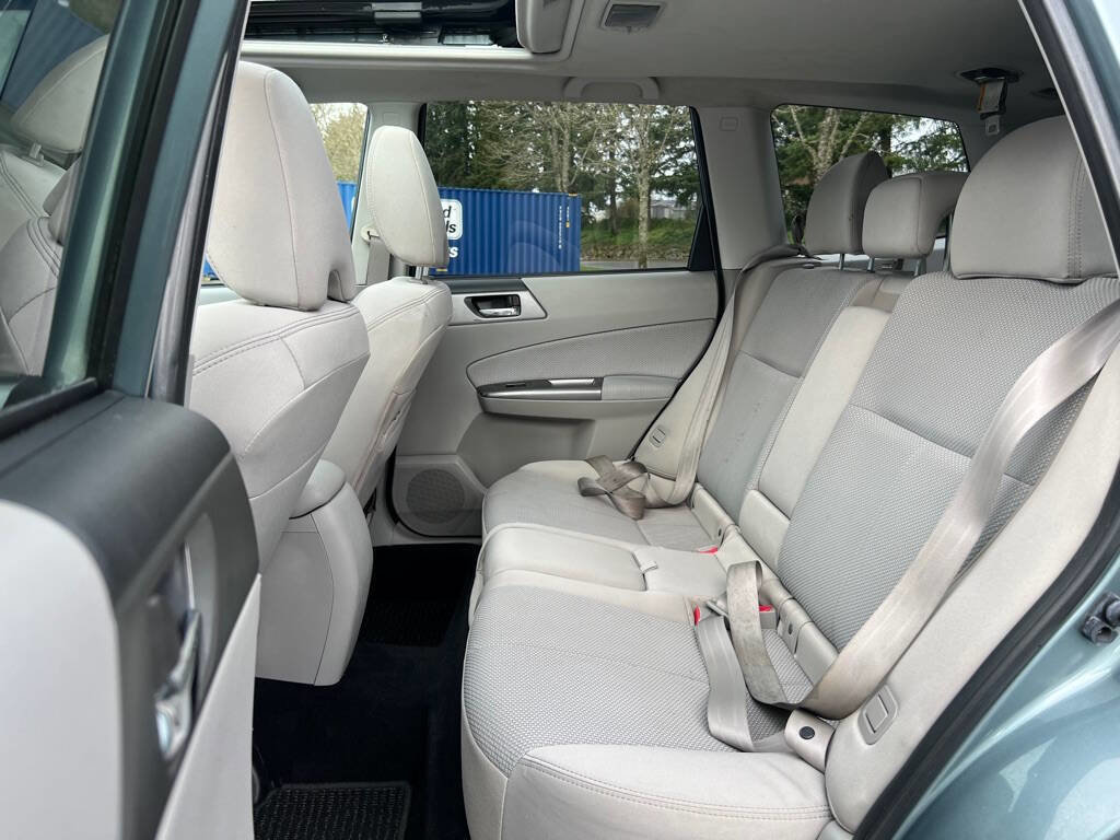 Used 2012 Subaru Forester 2.5X Premium w/ All-Weather Pkg image 15