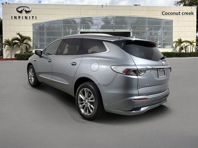 Used 2023 Buick Enclave Avenir w/ Avenir Technology Package AWD/4WD image 4