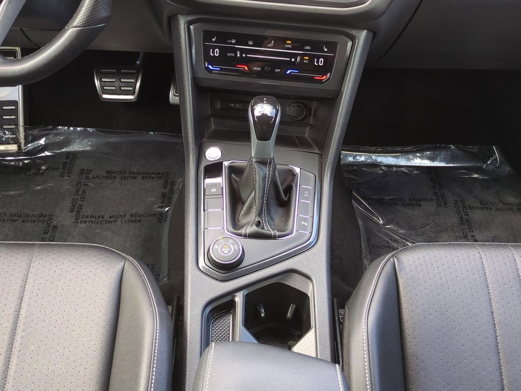 Used 2023 Volkswagen Tiguan SE R-Line AWD/4WD image 22