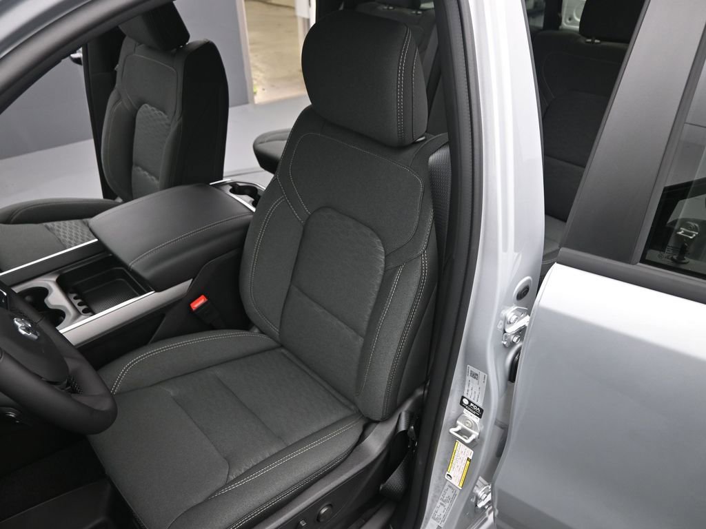 New 2026 RAM 1500 4x4 Crew Cab image 11