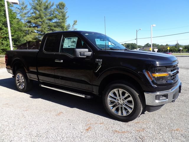 New 2026 Ford F150 XLT w/ XLT Chrome Appearance Package AWD/4WD image 6