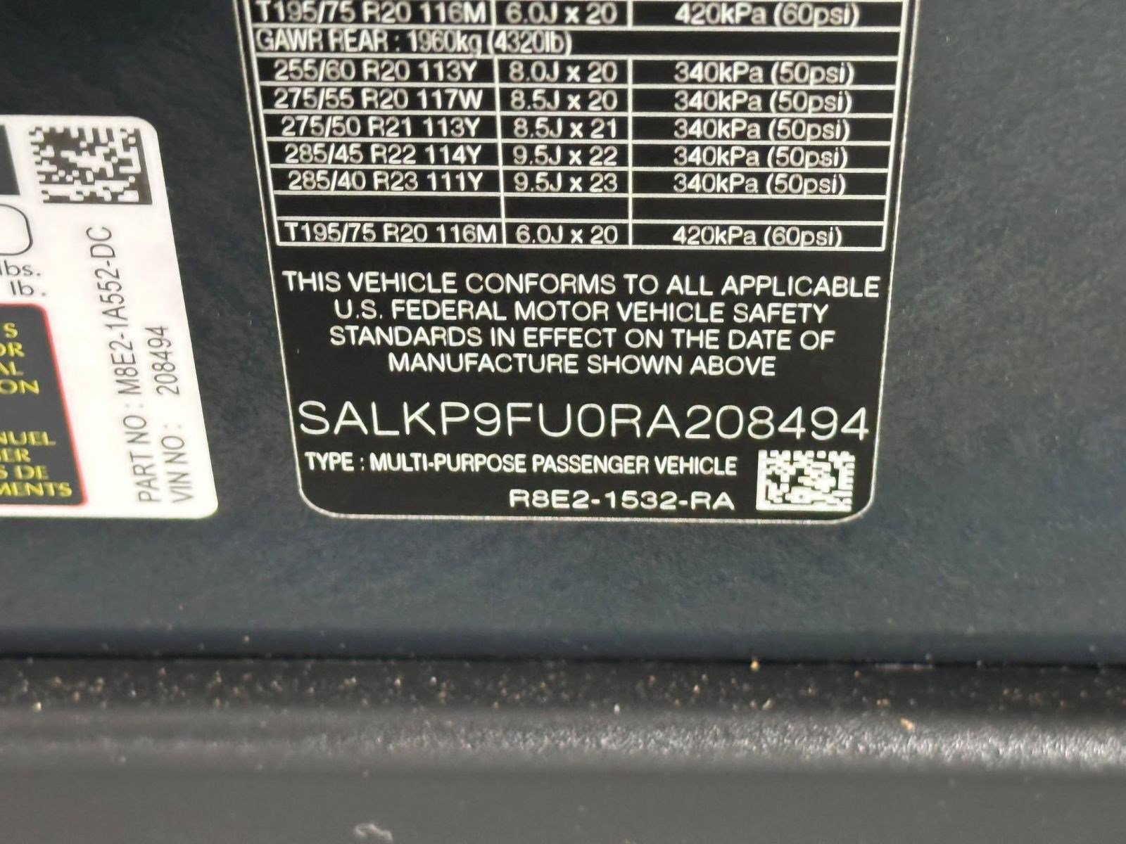 Certified 2024 Land Rover Range Rover SE AWD/4WD image 21