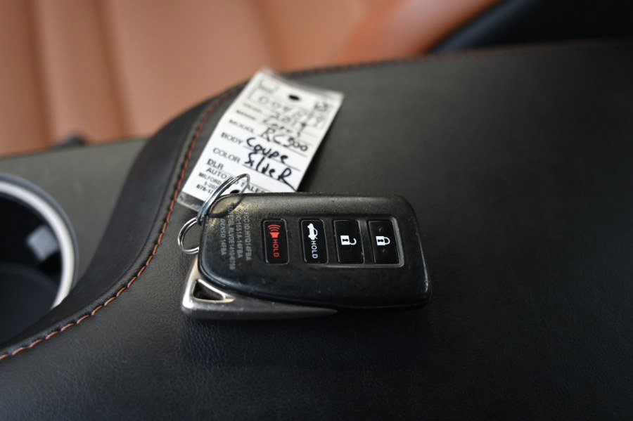 Used 2019 Lexus RC 300 AWD w/ Premium Package image 34