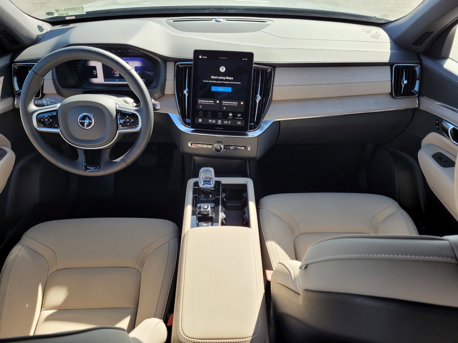 Certified 2025 Volvo XC90 T8 Plus image 9