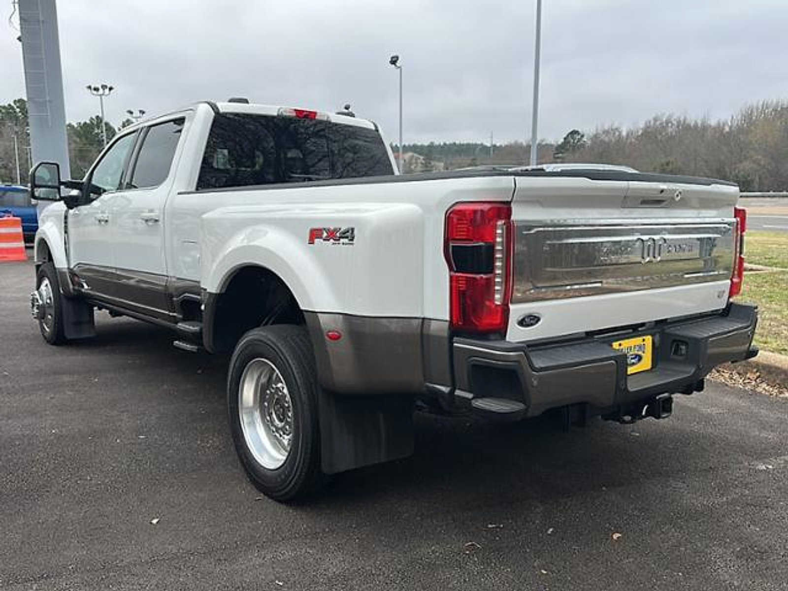 Used 2023 Ford F450 King Ranch w/ FX4 Off-Road Package image 6