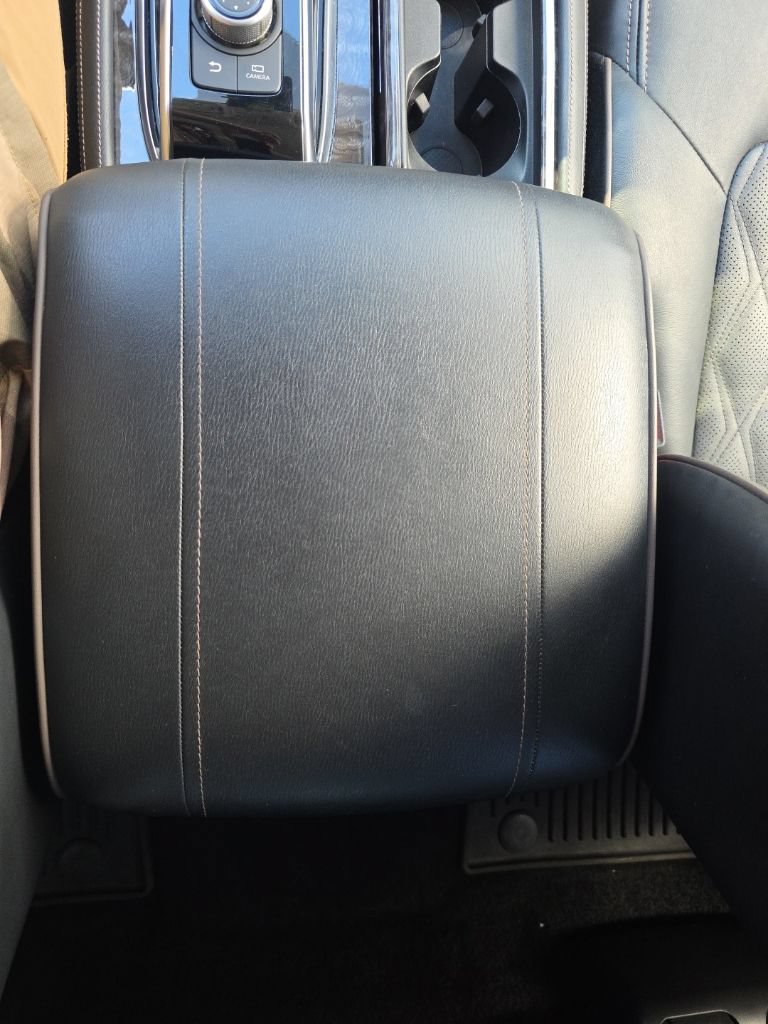 Used 2023 Nissan Armada Platinum w/ Captain's Chairs Package AWD/4WD image 28