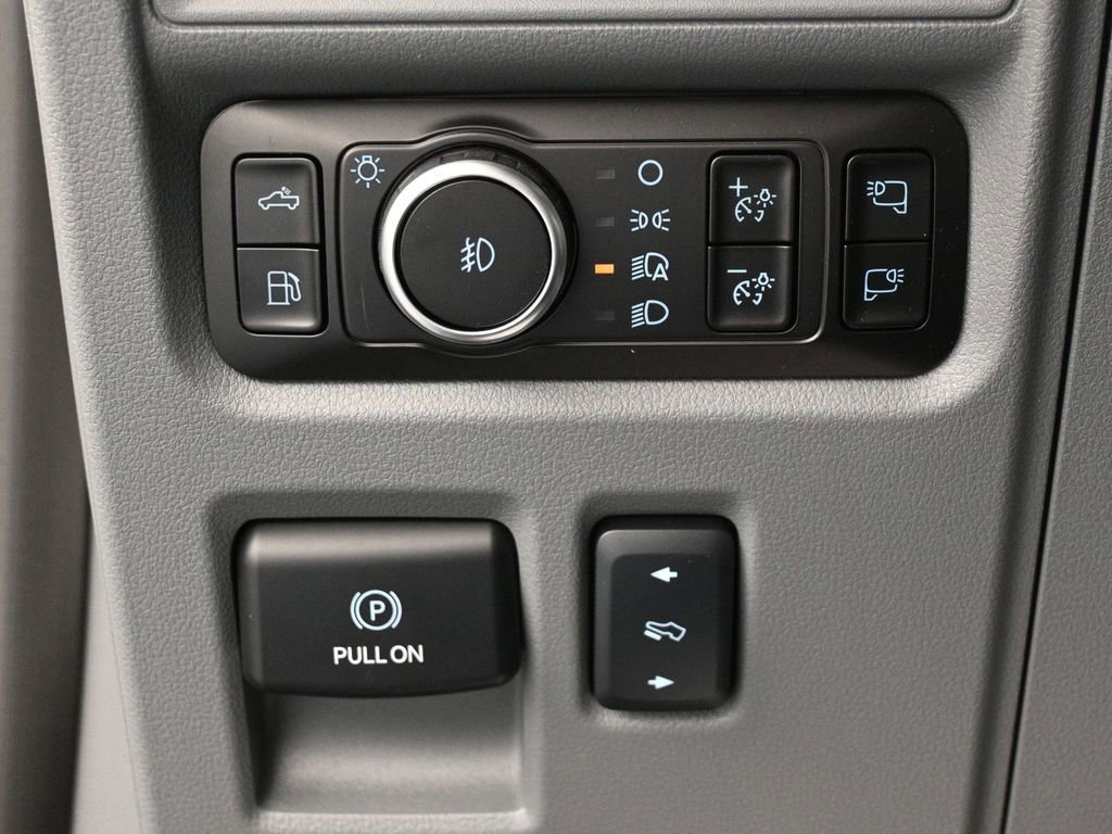 New 2025 Ford F150 XLT w/ Equipment Group 303A High image 12