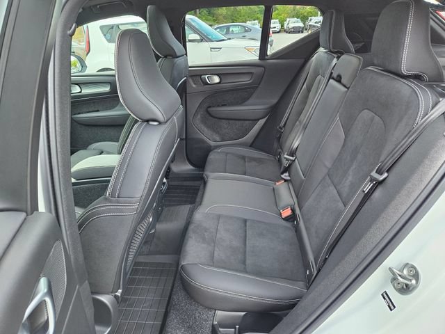 Certified 2026 Volvo EX40 Ultra AWD/4WD image 13