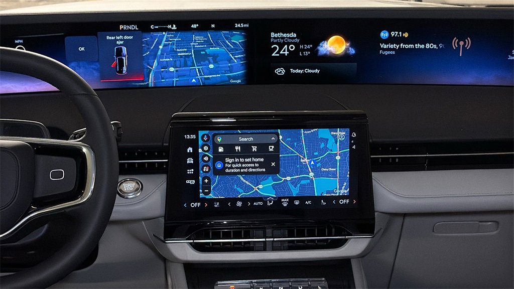 New 2026 Lincoln Nautilus Premier w/ Equipment Group 102A image 19