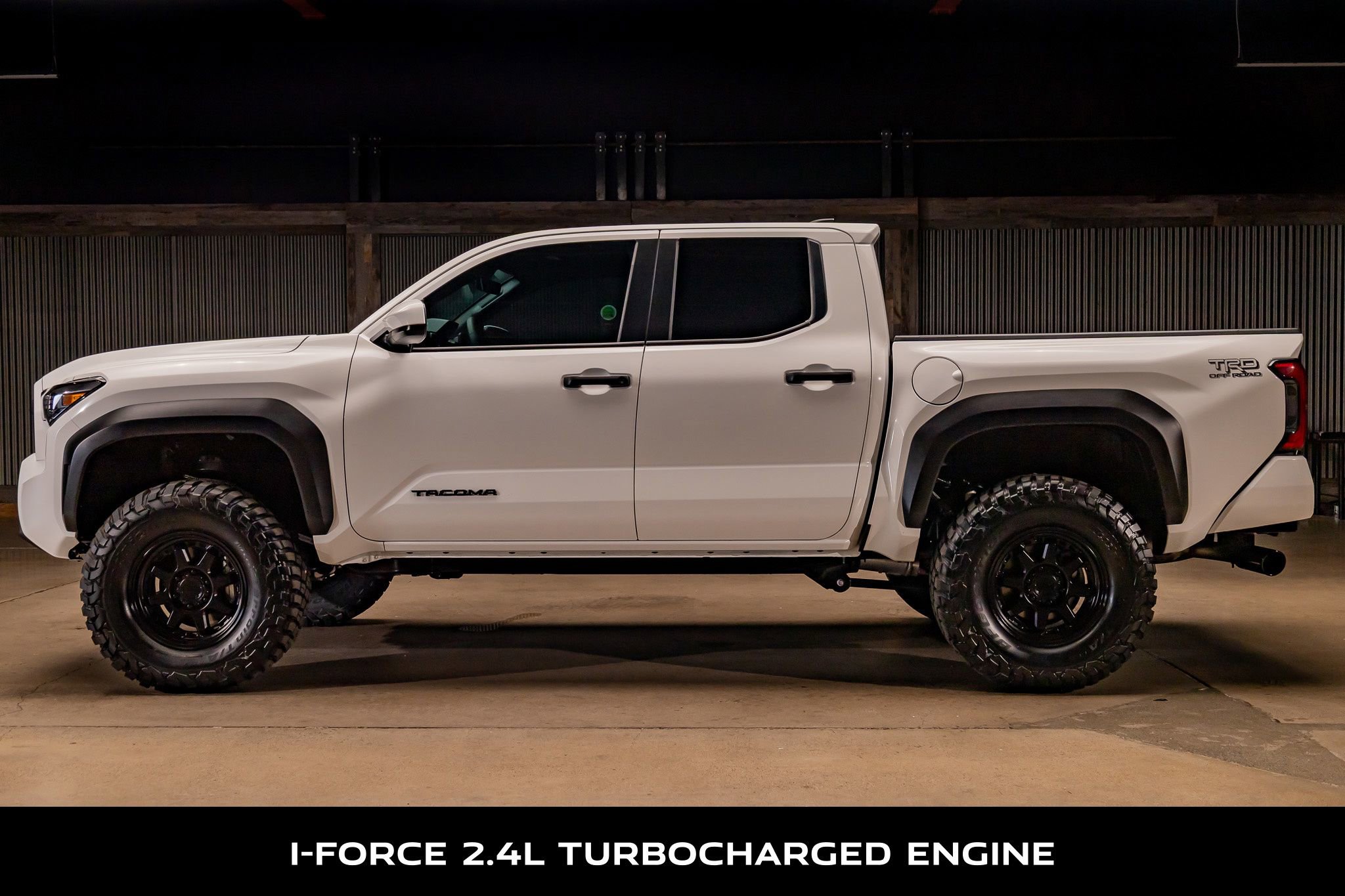 Used 2025 Toyota Tacoma TRD Off-Road image 5
