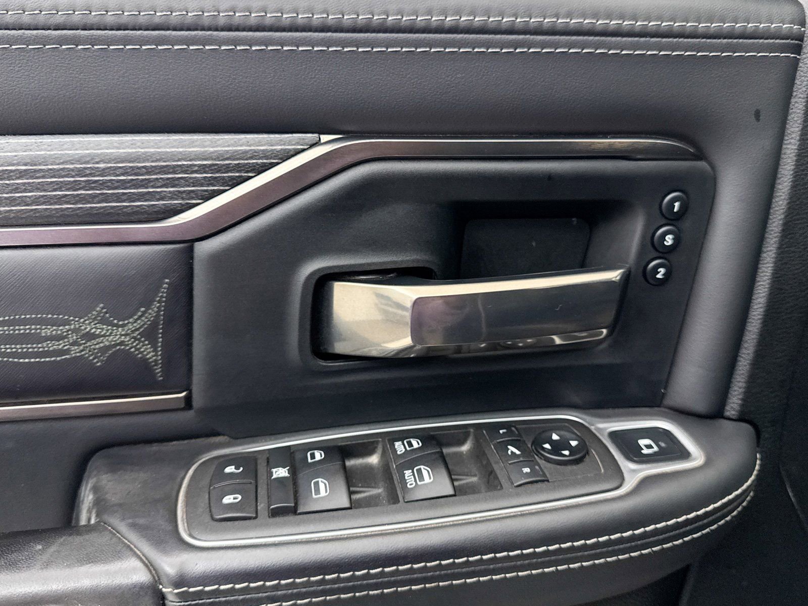 Used 2021 RAM 2500 Limited image 34