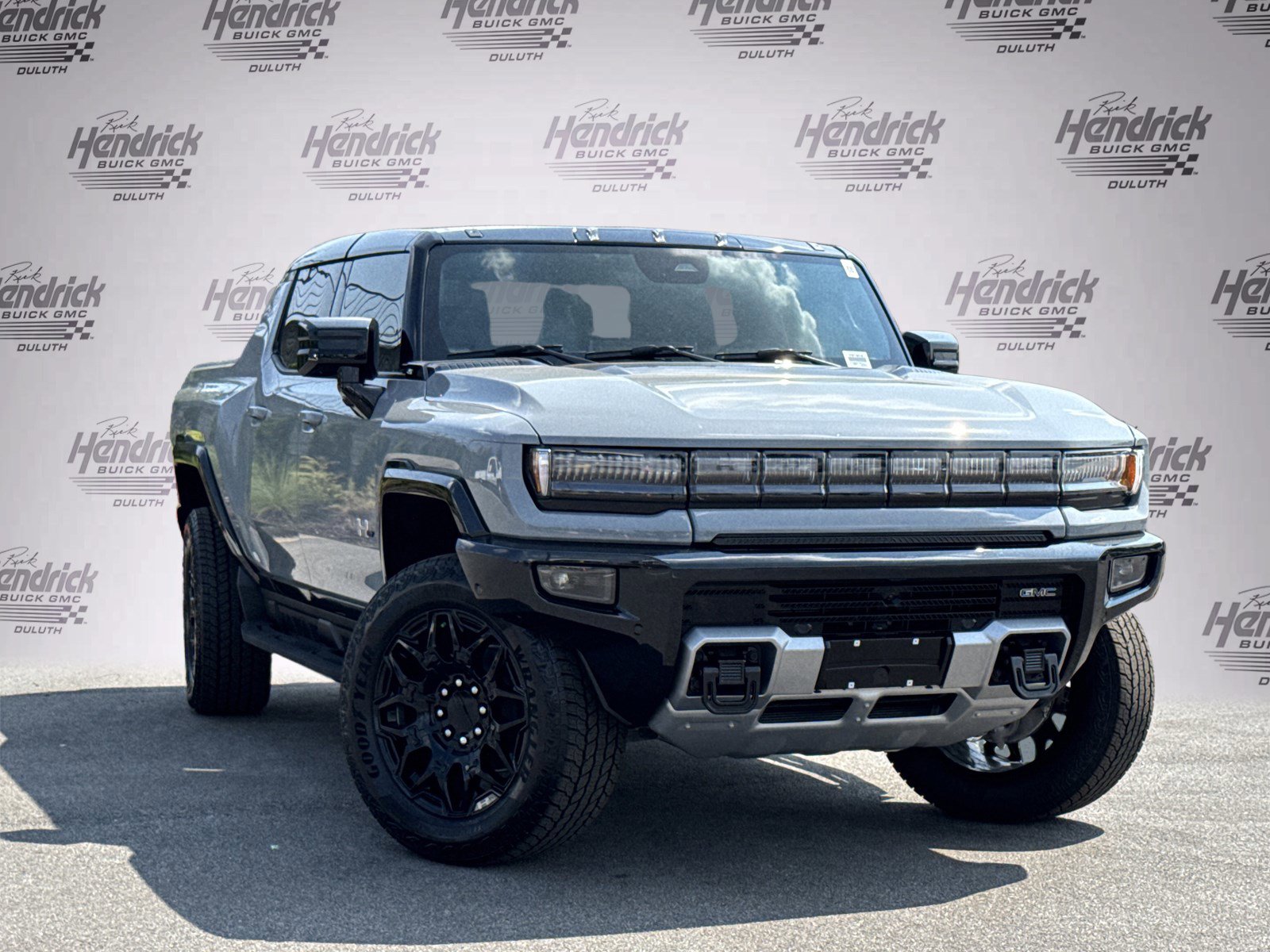 New 2026 GMC Hummer EV 4x4 Crew Cab video 2