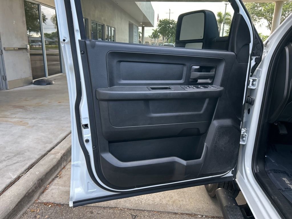 Used 2025 RAM 3500 Tradesman AWD/4WD image 41