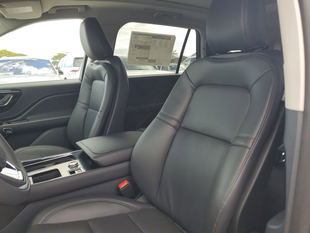 New 2026 Lincoln Aviator 2WD image 22