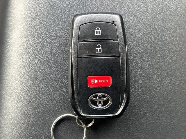 Used 2024 Toyota Prius LE AWD/4WD image 59