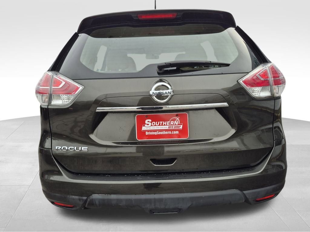 Used 2016 Nissan Rogue S image 5