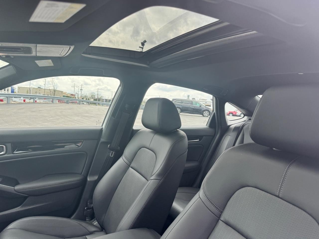 Certified 2025 Honda Civic FWD Hybrid Sedan image 19