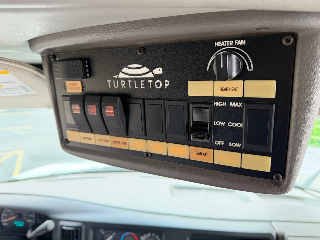 Used 2007 Chevrolet Express 3500 image 18