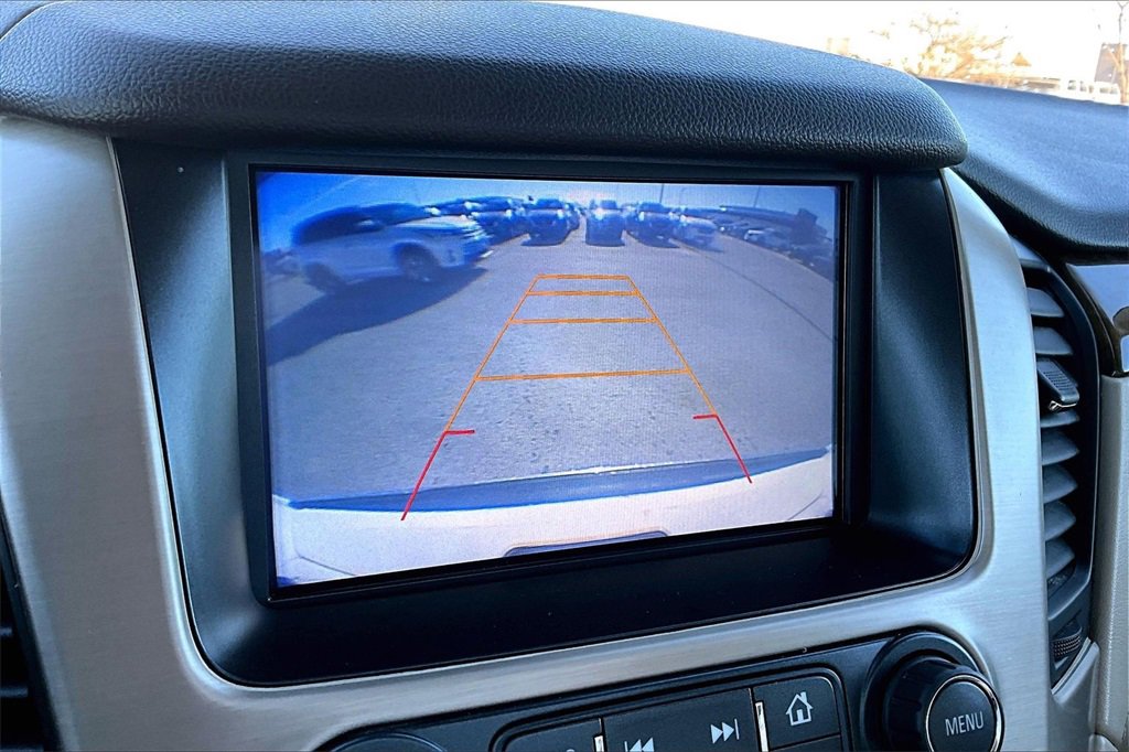 Used 2017 GMC Yukon Denali w/ Open Road Package image 19