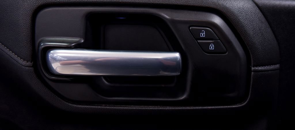 Used 2021 Chevrolet Silverado 2500 LT image 15