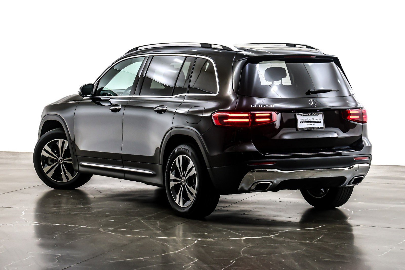 Certified 2025 Mercedes-Benz GLB 250 image 14