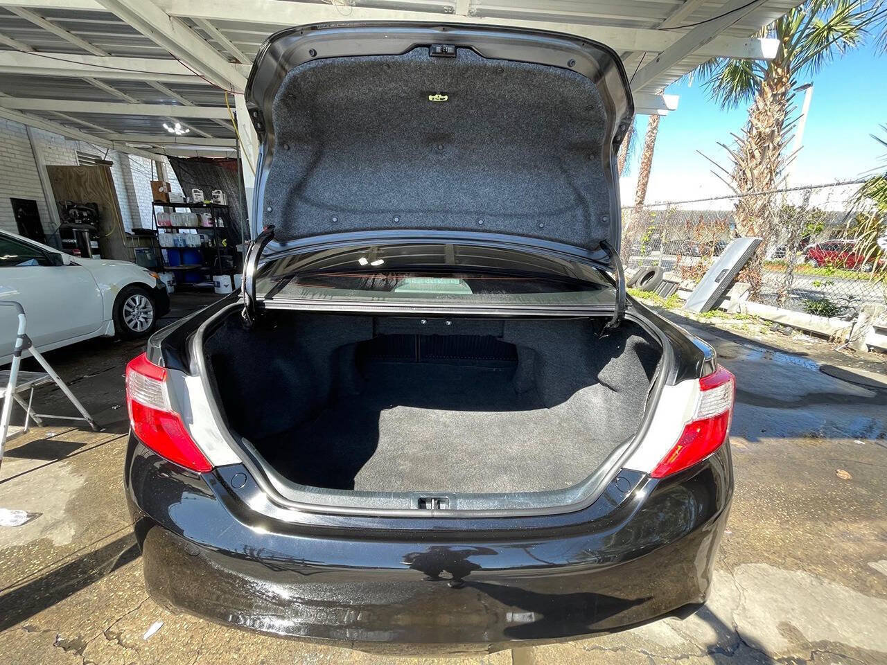 Used 2012 Toyota Camry SE image 13