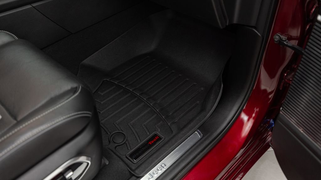 Used 2023 Jeep Grand Cherokee Overland w/ Advanced Protech Group III image 40