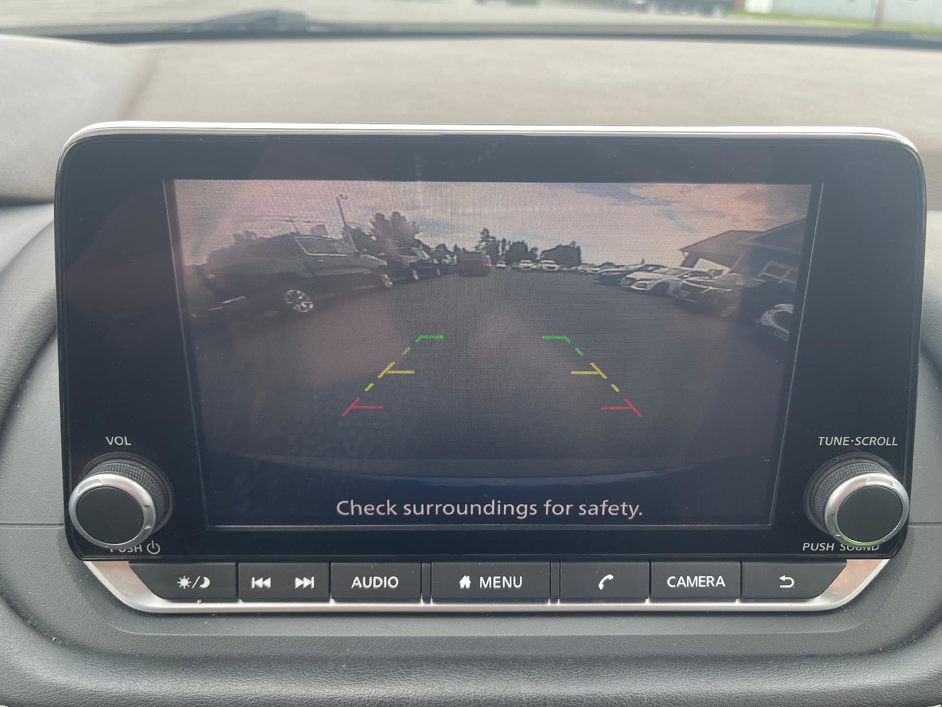 Used 2023 Nissan Rogue SV image 13