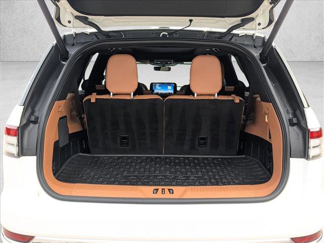 Used 2025 Lincoln Aviator Black Label image 6