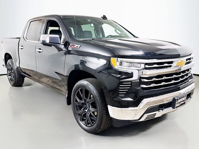 Used 2022 Chevrolet Silverado 1500 LTZ w/ LTZ Convenience Package II image 3