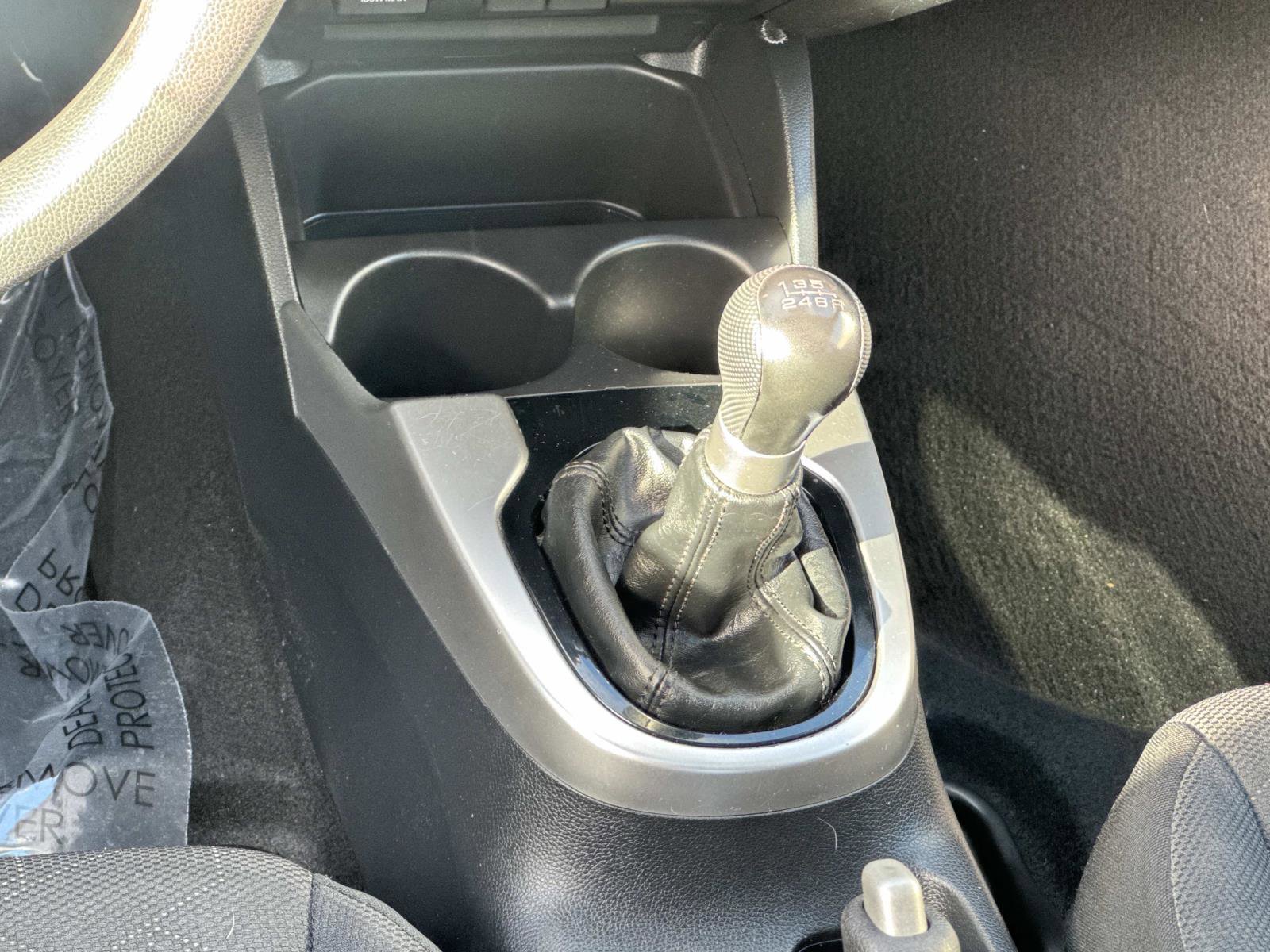 Used 2017 Honda Fit EX image 5