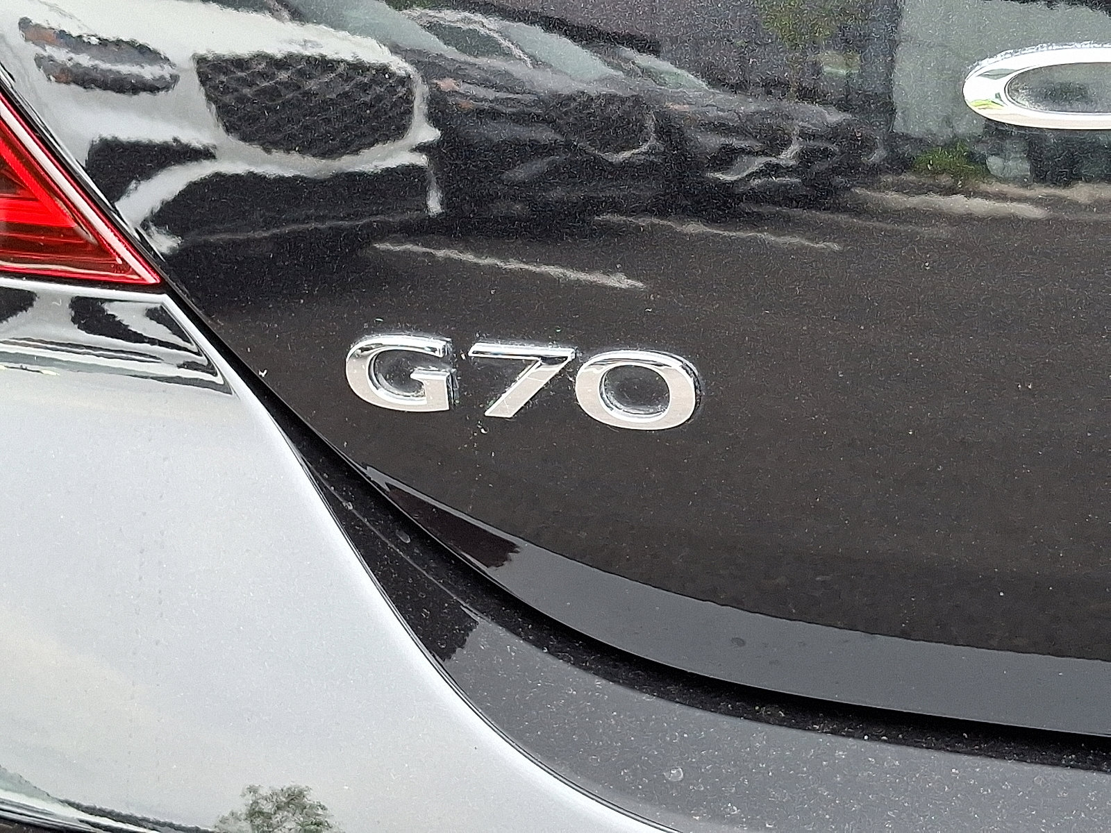 Used 2025 Genesis G70 2.5T image 30