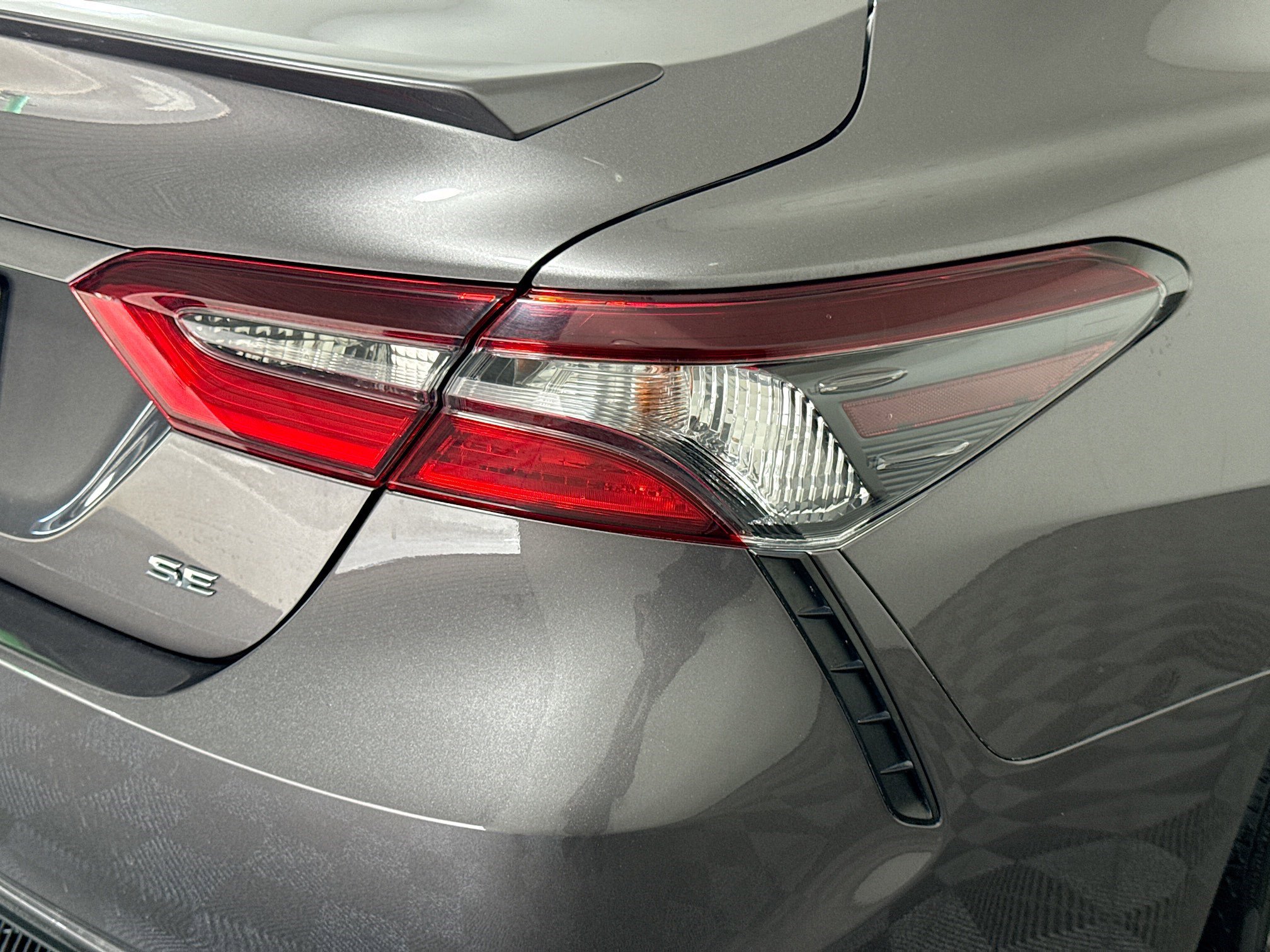 Used 2022 Toyota Camry SE image 33