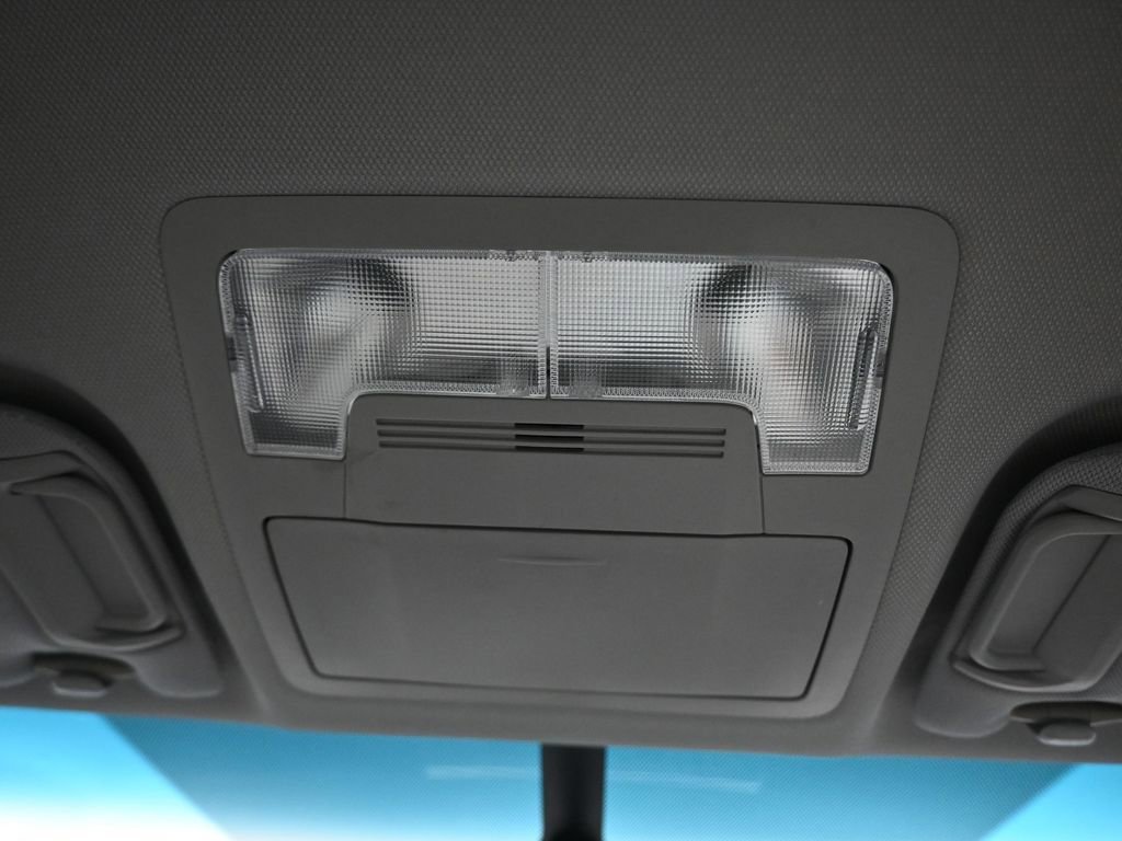 Used 2017 Toyota Camry LE image 22