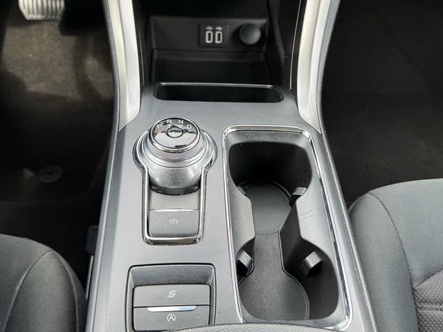 Used 2020 Ford Fusion SE FWD image 21