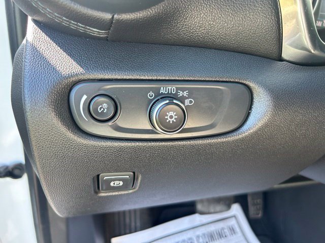 Used 2022 Chevrolet Blazer LT FWD image 20