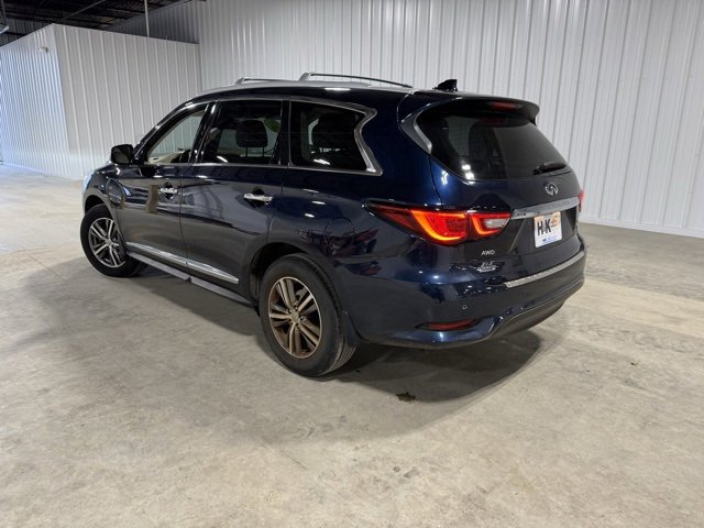 Used 2019 INFINITI QX60 Luxe w/ Essential Package image 4