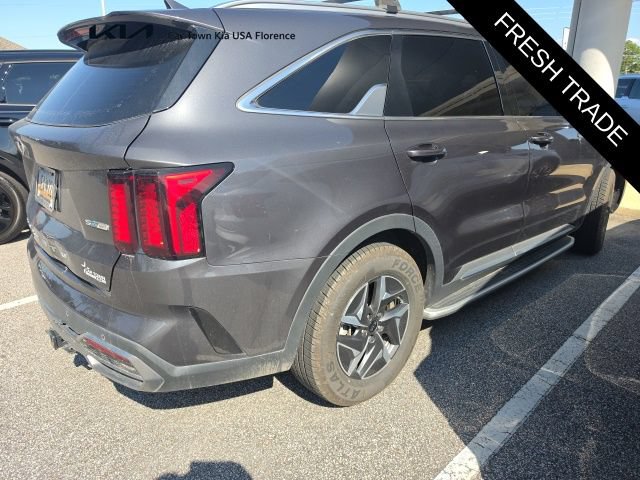Used 2021 Kia Sorento S FWD image 2