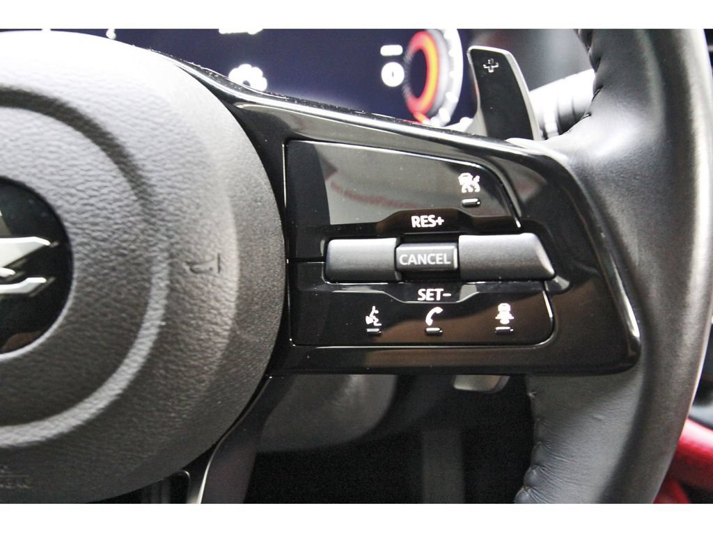 Used 2025 Nissan Z Performance w/ Floor Mat Package RWD image 17