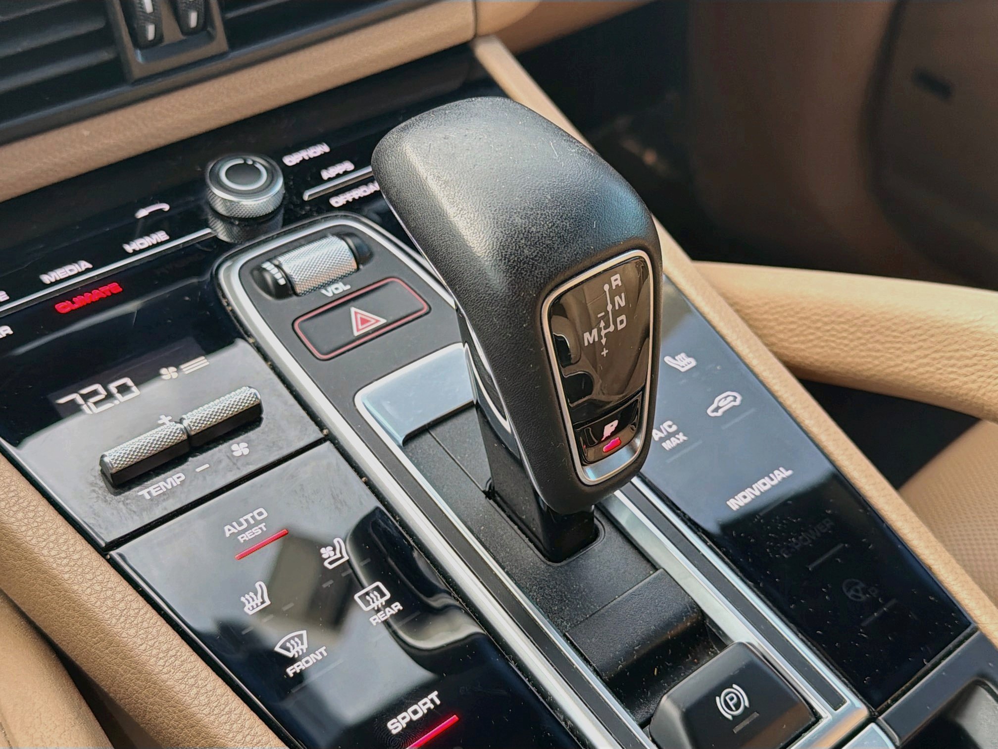 Used 2019 Porsche Cayenne AWD/4WD image 28