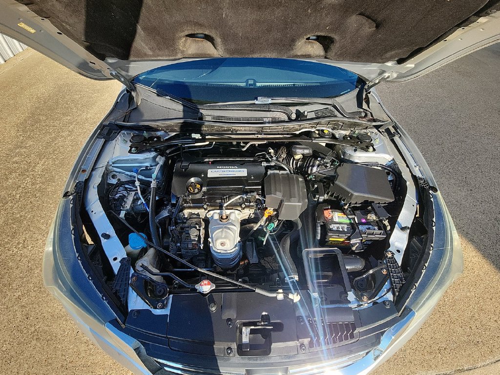 Used 2013 Honda Accord EX image 29