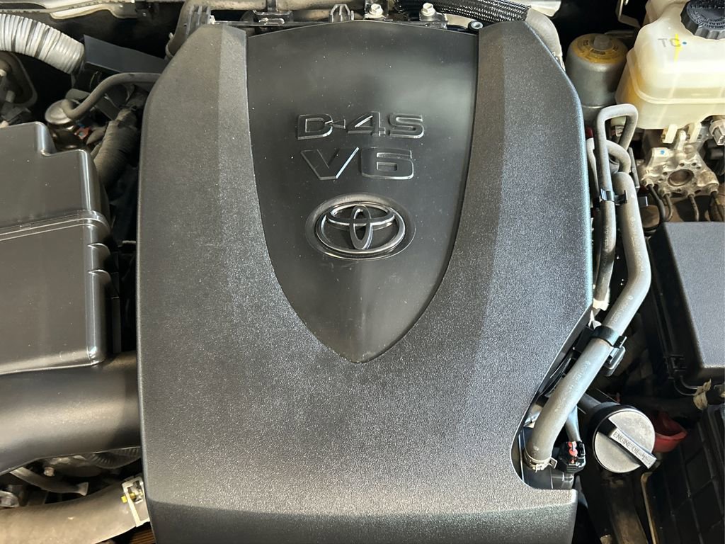 Used 2016 Toyota Tacoma TRD Off-Road image 12