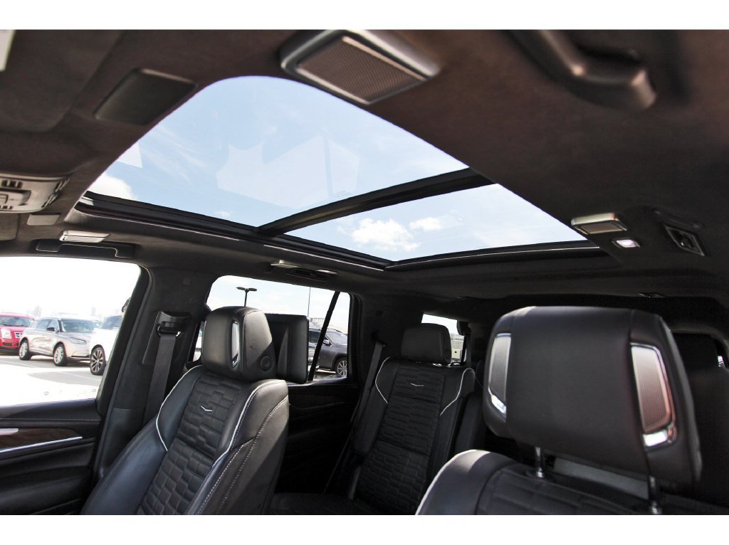 Certified 2024 Cadillac Escalade Sport Platinum w/ LPO, ONYX Package AWD/4WD image 29