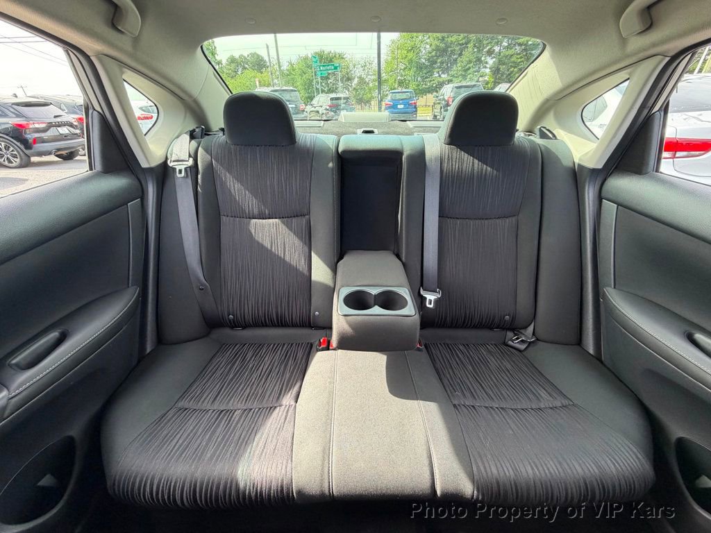Used 2019 Nissan Sentra SV w/ Special Edition Package FWD image 18